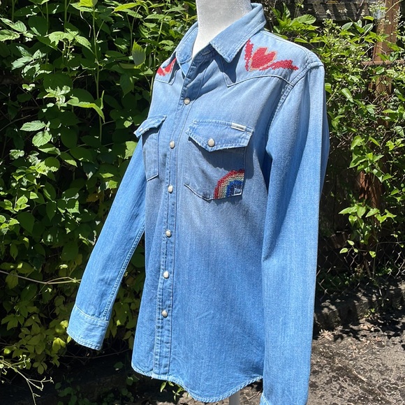 MOTHER | All my ex's embroidered denim shirt (Surf Girl School) - Picture 12 of 16
